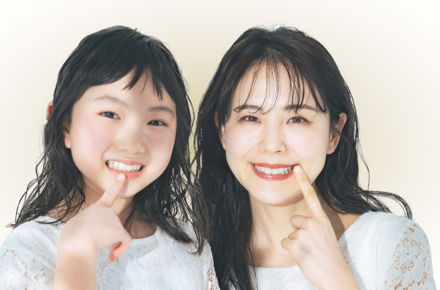 大人と子供の画像